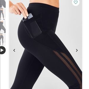 Fabletics high-waisted solid spin pant II